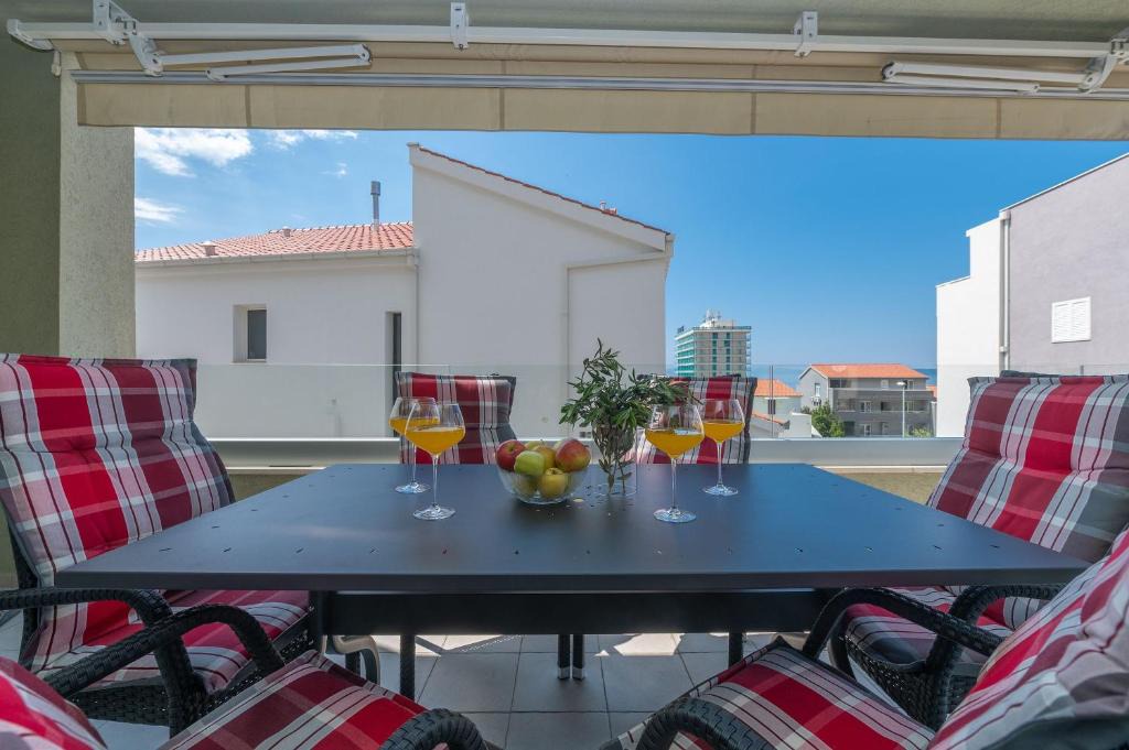 Ratac Apartment | Luxury Apartment Purple Summer Sea view