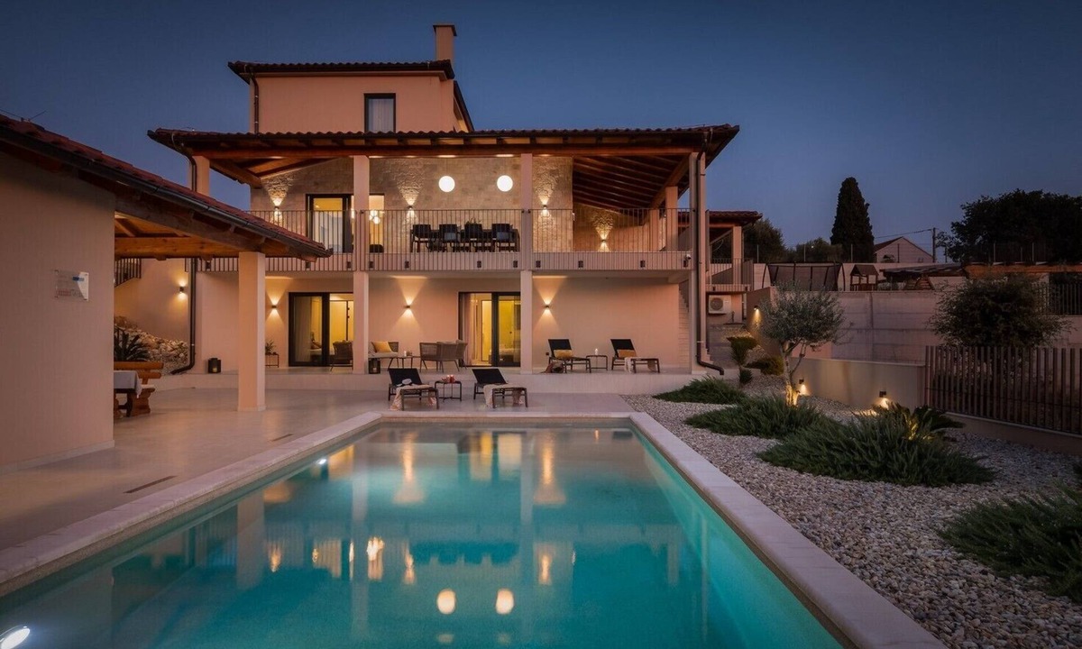 Sveti Filip i Jakov Villa | Luxury Villa Wave heated pool sauna, bbq, family