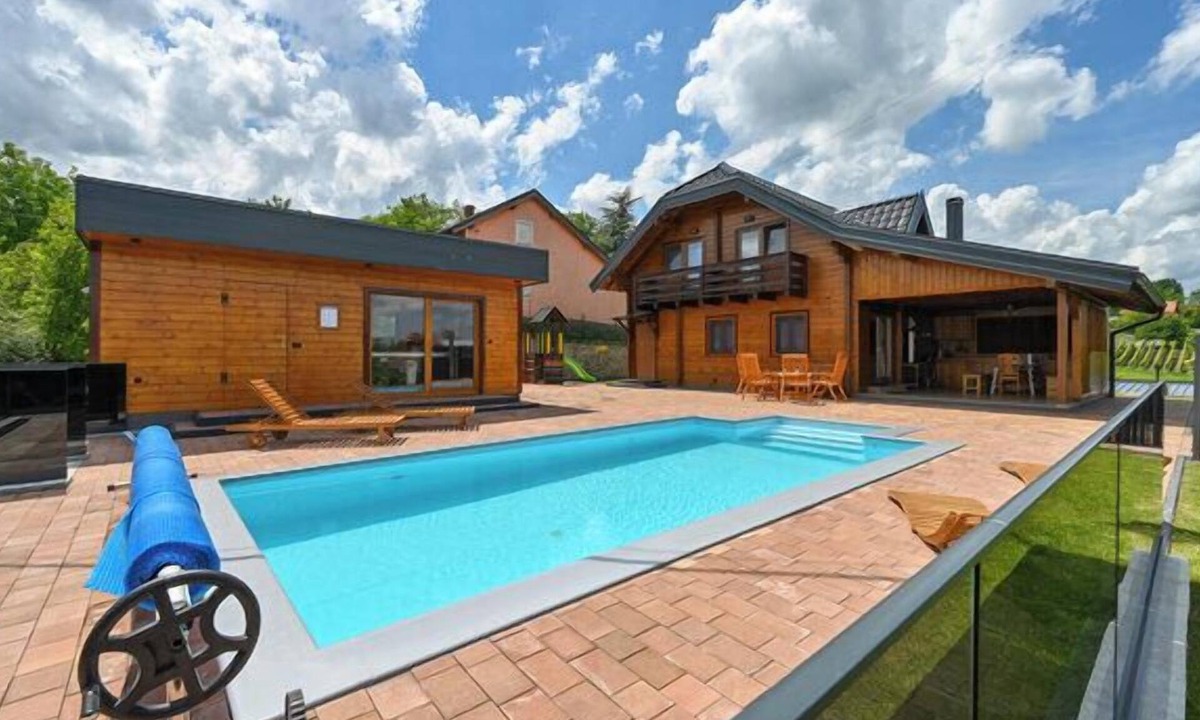 Ludbreg Villa | Luxury Villa in Vinogradi Ludbreski
