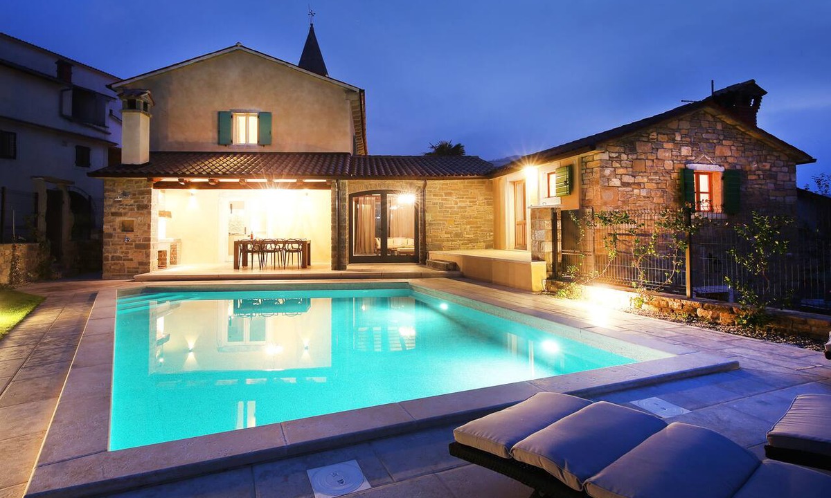 Kaldir Villa | Luxury villa and the winery Benvenuti are the key "condiments" for your holidays