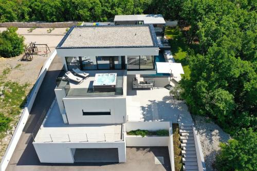 Jadranovo Villa | Luxury Villa Cloer