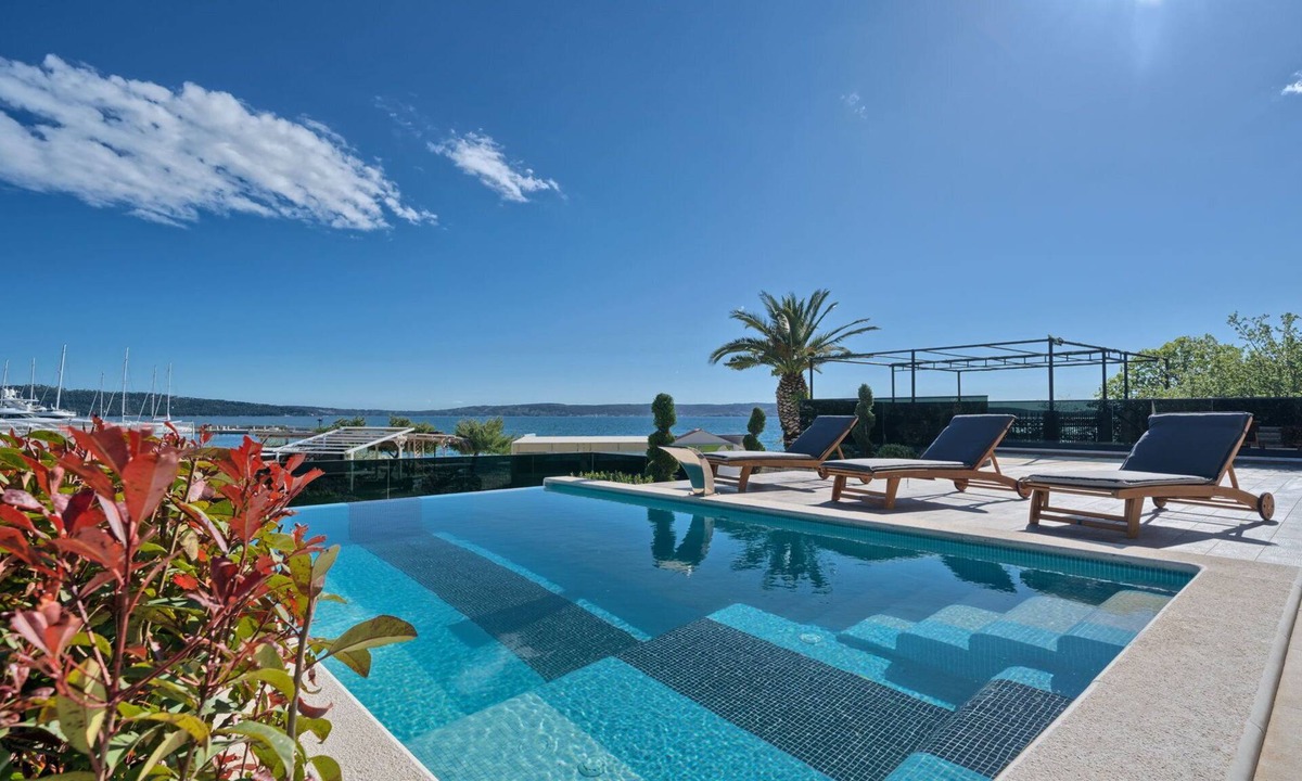 Kastel Gomilica Villa | Luxury Villa Imperio with Pool