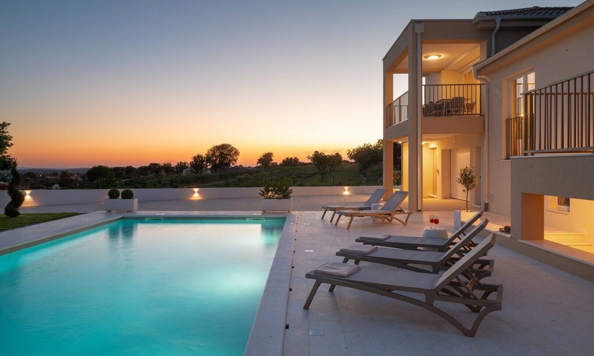 Murvica Villa | Luxury Villa Morus with pool 50m2, gym, family, bbq