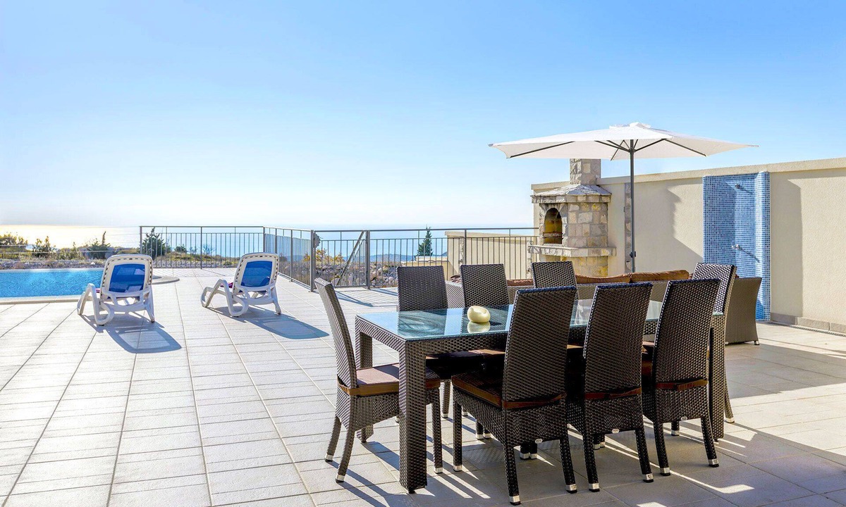 Ravno Villa | Luxury Villa Price with private heated pool-near Dubrovnik. Sleeps 6 comfortably