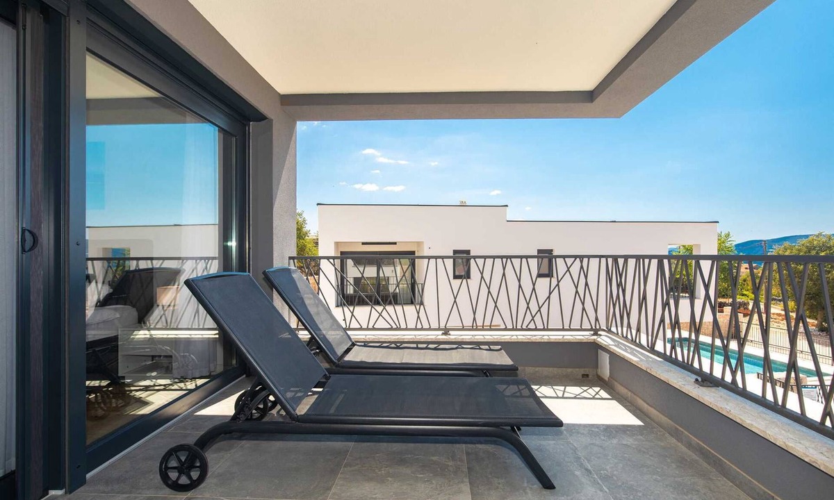 Milohnici Villa | Luxury Villa VENUS with pool