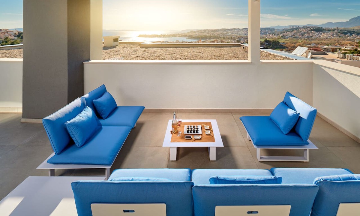Podstrana Villa | Luxury Villa Viginti 1/Sea and City Views + Swimming pool+ Elevator