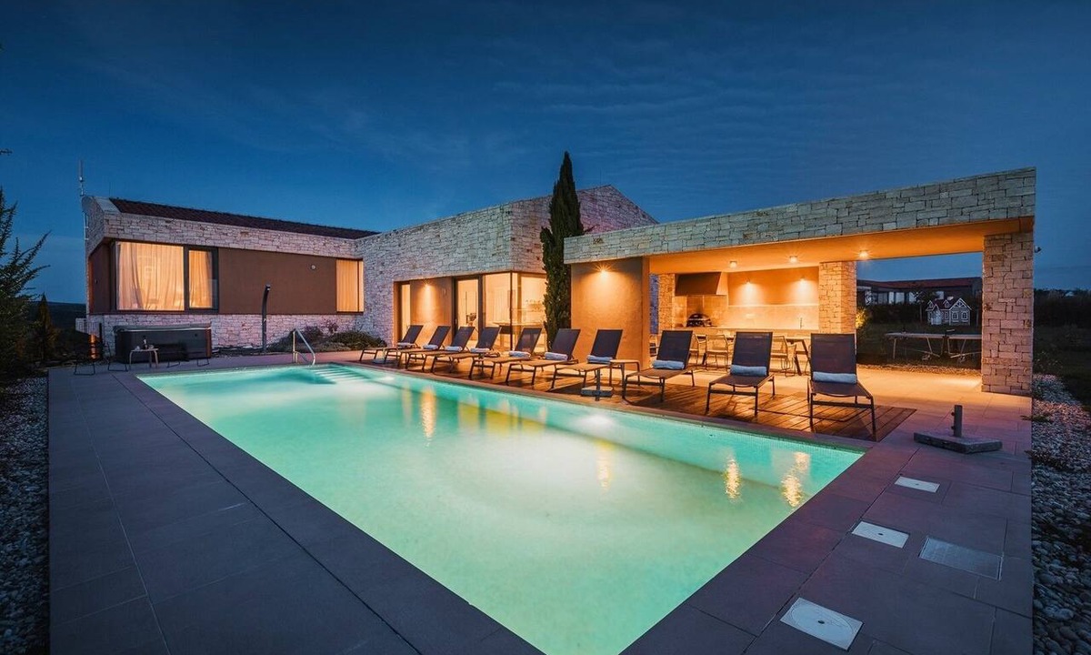 Brtonigla House | Luxury villa with a swimming pool Brtonigla, Novigrad (K-26966)