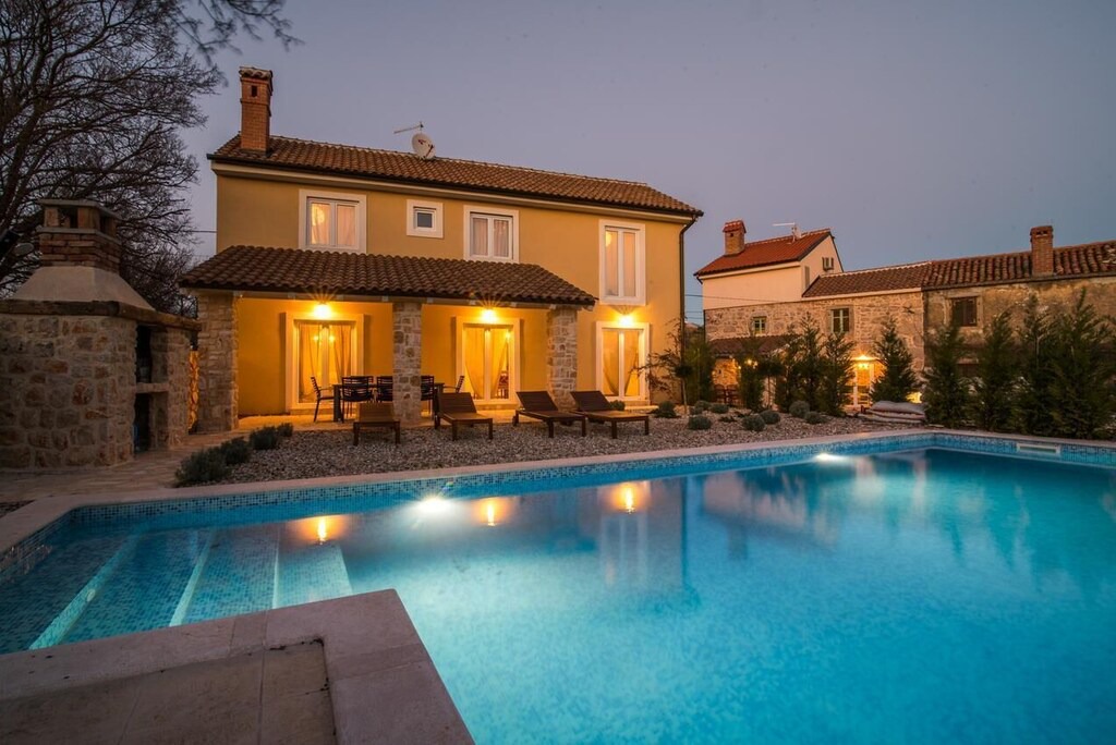 Garica House | Luxury villa with a swimming pool Garica, Krk (K-17893)
