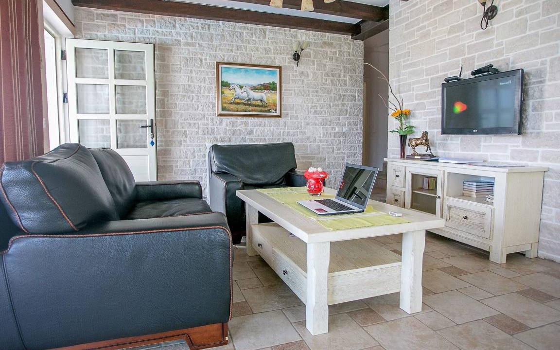 Selina House | Luxury villa with private, heated pool and panoramic view, 2 km from Sveti Lovrec