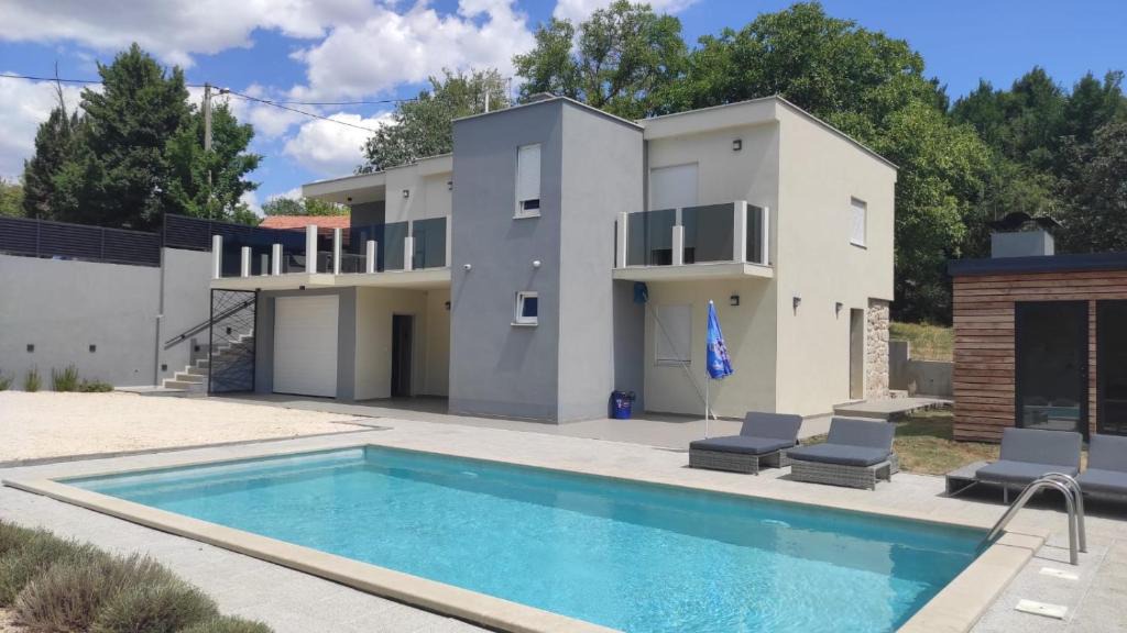 Ruzic Villa | Luxury Villa With Swimming pool A&N
