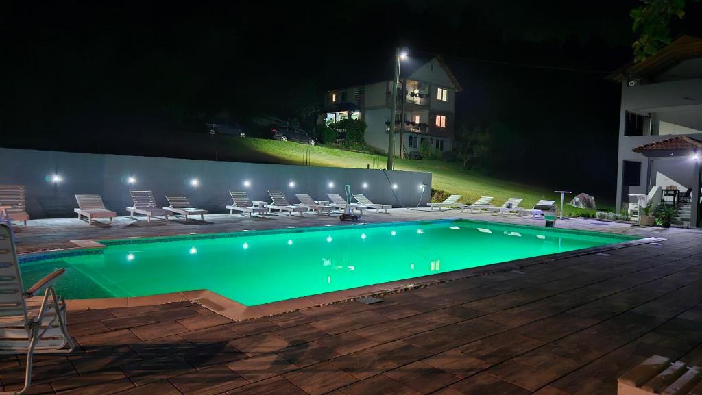 Rogatica Villa | M&M Bazen resort Goražde