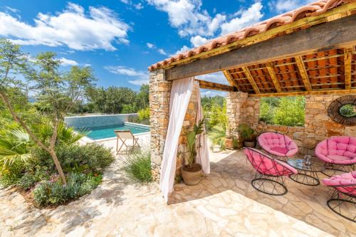 Rudina House | Mai's Cottage