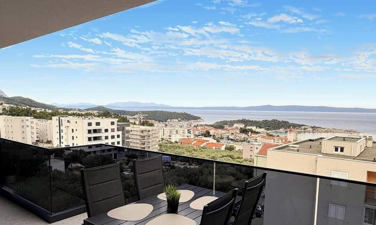 Makarska Apartment | Marestina Makarska · New Top-floor 2BR Apartment, Panoramic Sea View