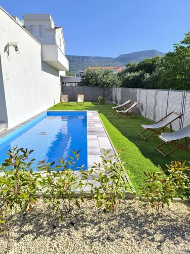 Solin Apartment | Maslina House - Family Apartment 2 with Pool