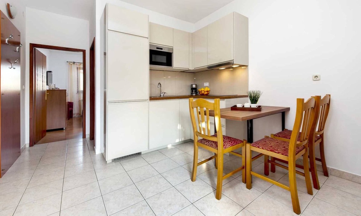 Rovinj Apartment | MIRELA One-Bedroom Apartment 2