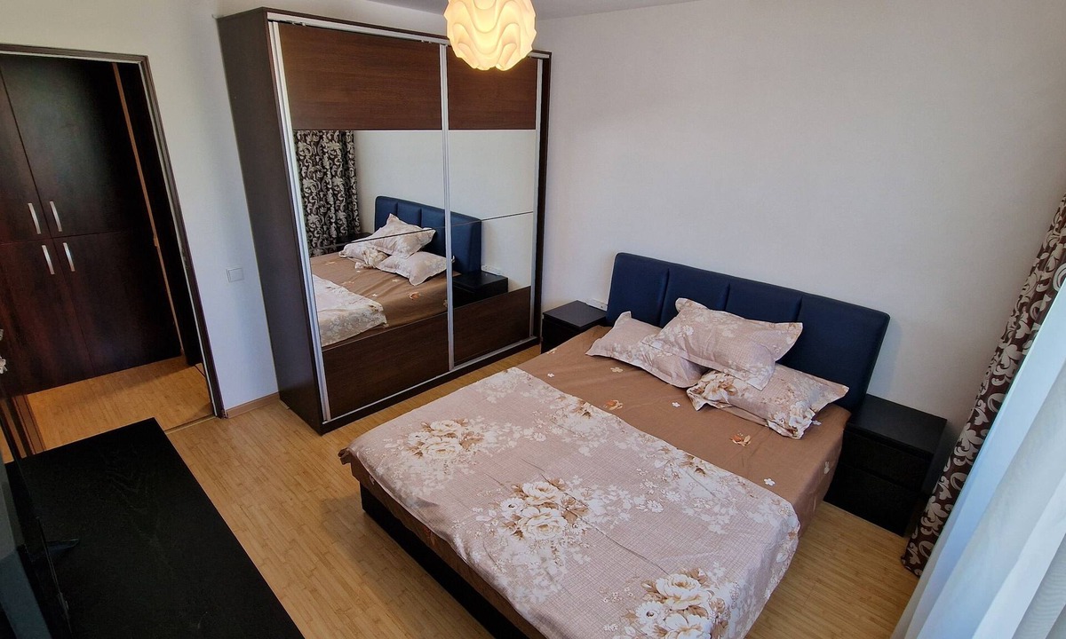 Ploiesti Apartment | MMT SweetHome2 with 1 Bedroom + 1 Living room