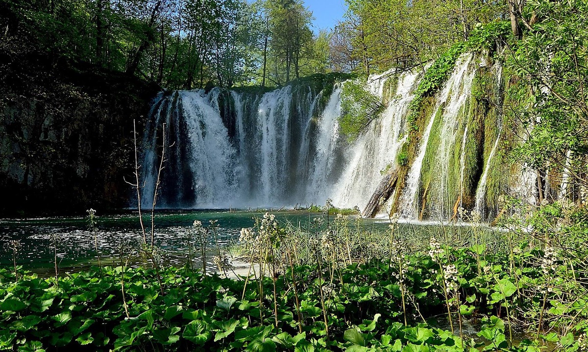 Donji Babin Potok House | Mobile house, nature, Plitvice lakes, family, playground