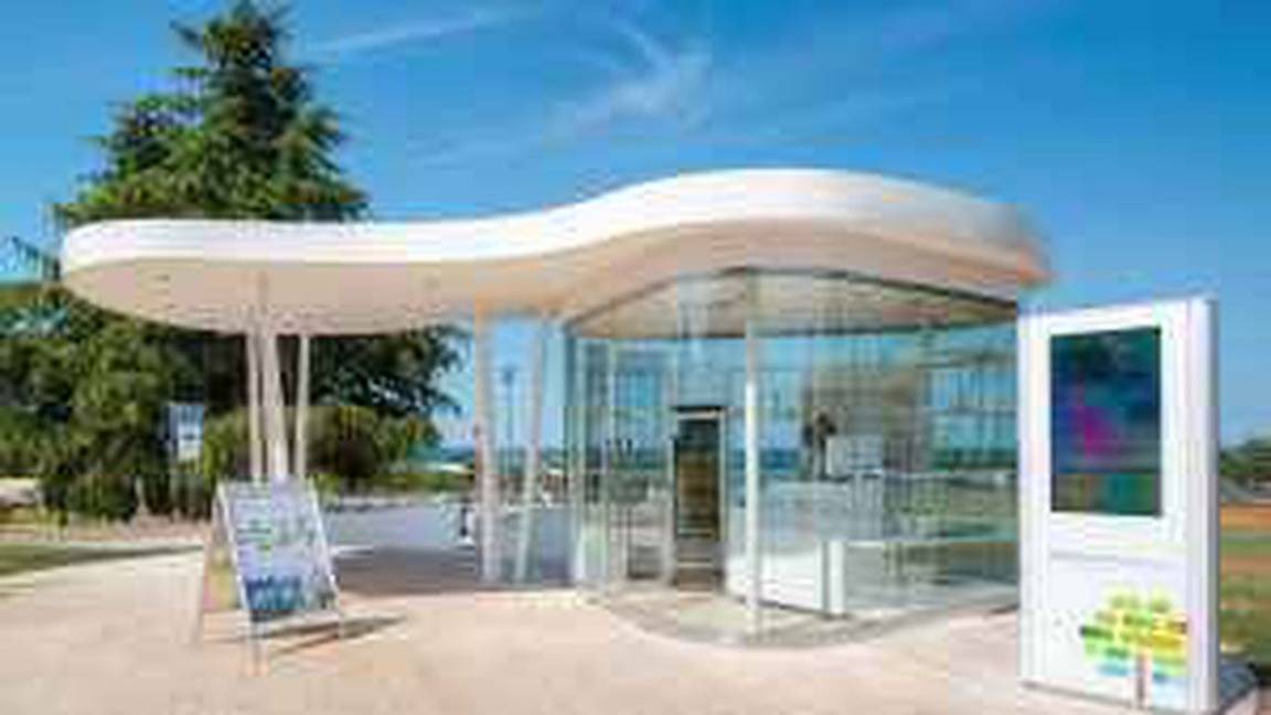Karigador Apartment | Mobilehome with tennis court and outdoor pool