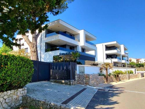Vantacici Apartment | Modern Apartments Elle Malinska