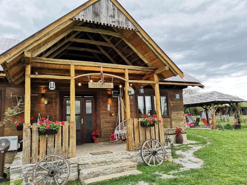 Vojnic House | Naša mala koliba