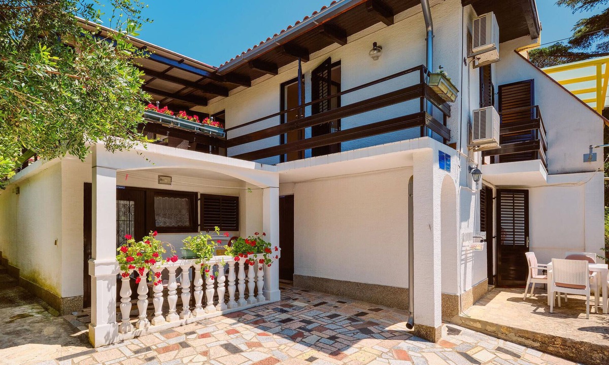 Artatore Apartment | Nice apartment in Mali Losinj with WiFi