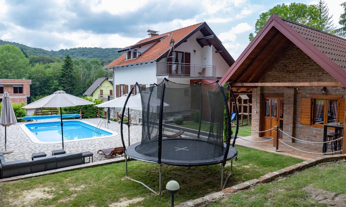 Brestovac House | Nice home in Novo Zvecevo with sauna