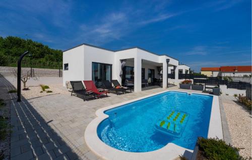 Posedarje House | Nice Home In Posedarje