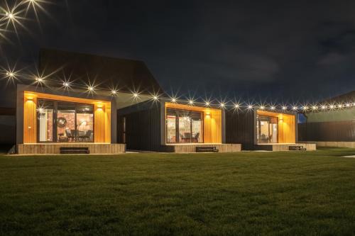 Harman Resort | Nisa Kub Residence - Bungalouri Premium langa Brasov