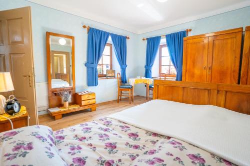 Cerknica House | Notranjska hiša - traditional country house, close to the world attraction Cerknica lake