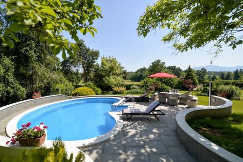 Marusevec House | Old Oak House with pool