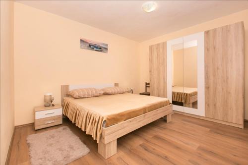 Solin Apartment | Old SALONA