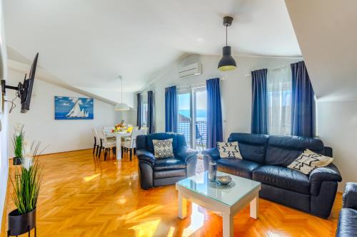 Tice Apartment | OMIŠ WIND ROSE Apartment