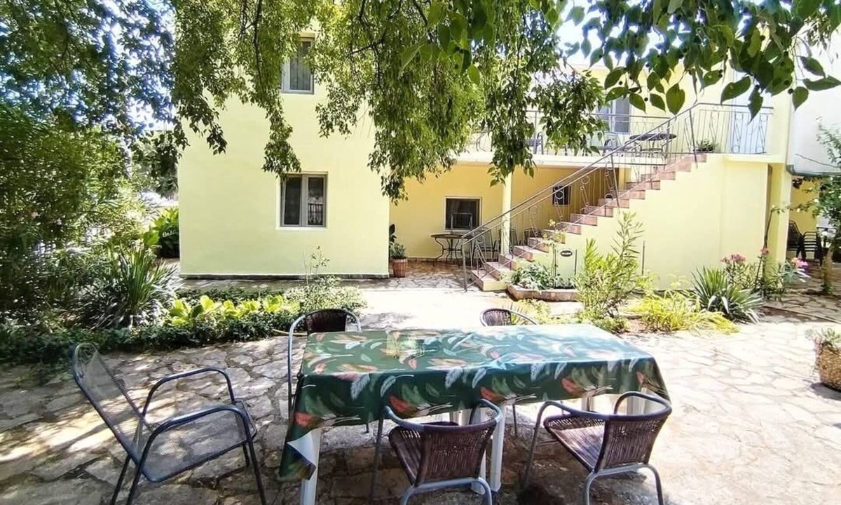 Gornji Karin Apartment | One bedroom apartment with terrace Gornji Karin, Novigrad (A-21514-b)