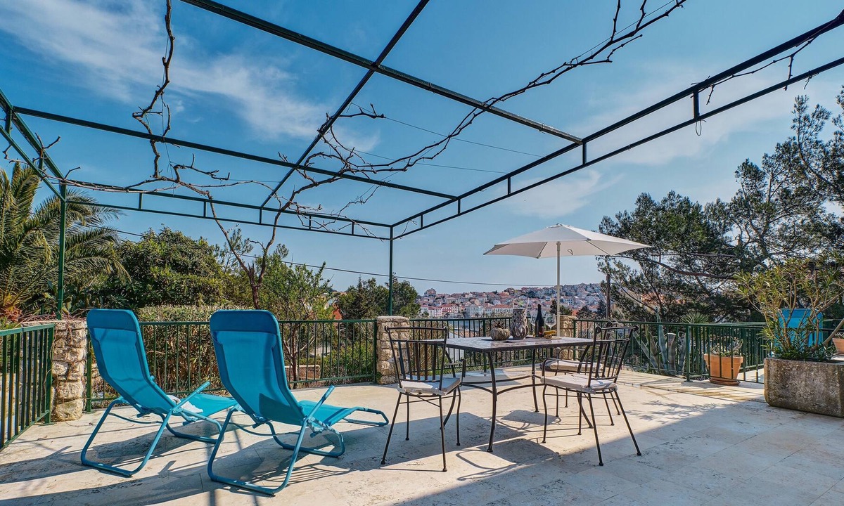 Cove Murtar Apartment | One bedroom apartment with terrace and sea view Mali Lošinj, Lošinj (A-19487-b)