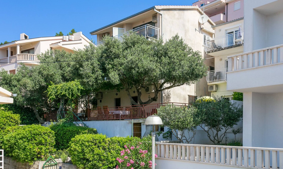 Baska Voda Apartment | One bedroom apartment with balcony and sea view Baška Voda, Makarska (A-300-c)