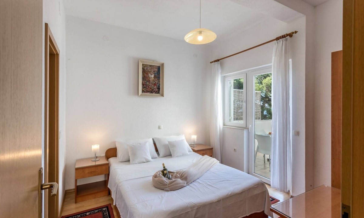 Baska Voda Apartment | One bedroom apartment with terrace and sea view Baška Voda, Makarska (A-301-a)