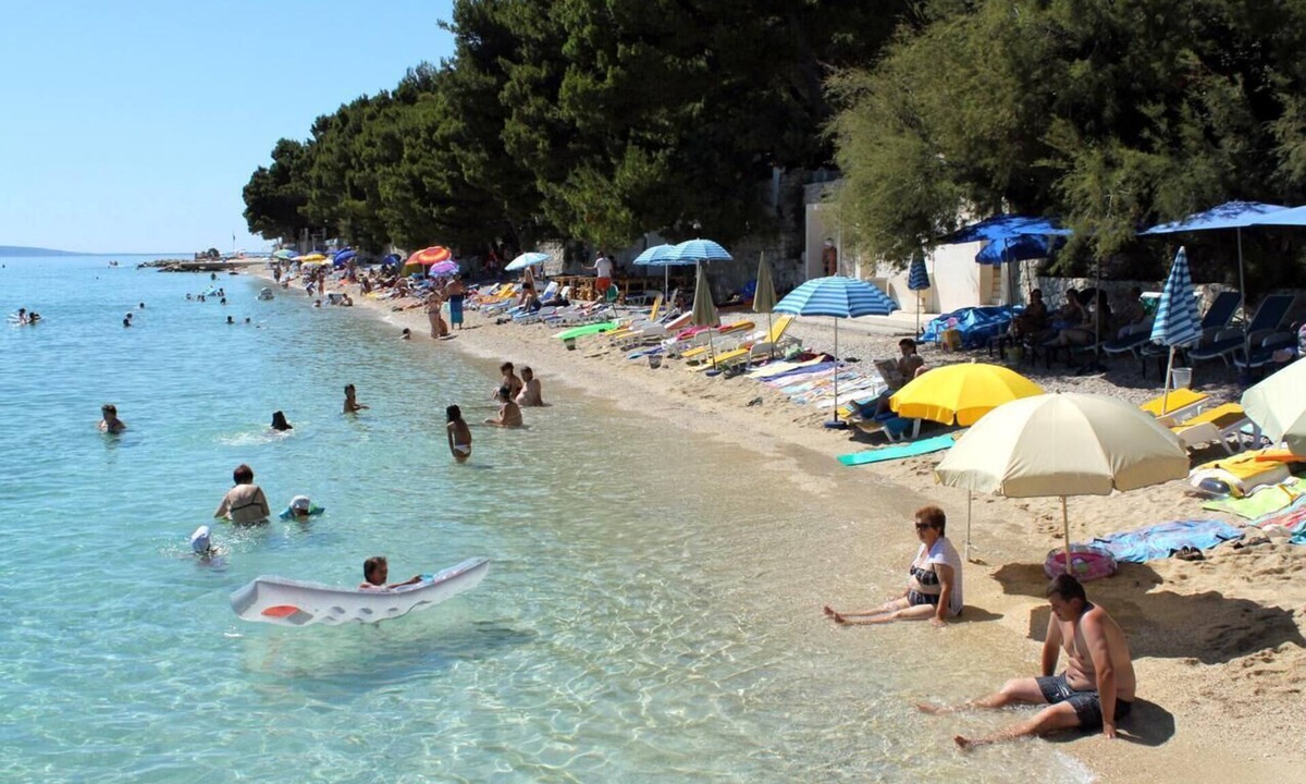Baska Voda Apartment | One bedroom apartment with balcony Baška Voda, Makarska (A-2678-c)