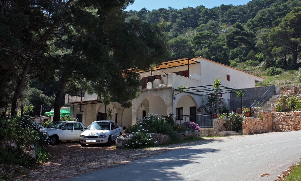 Kobas Apartment | One bedroom apartment with terrace Cove Saplunara, Mljet (A-4923-a)