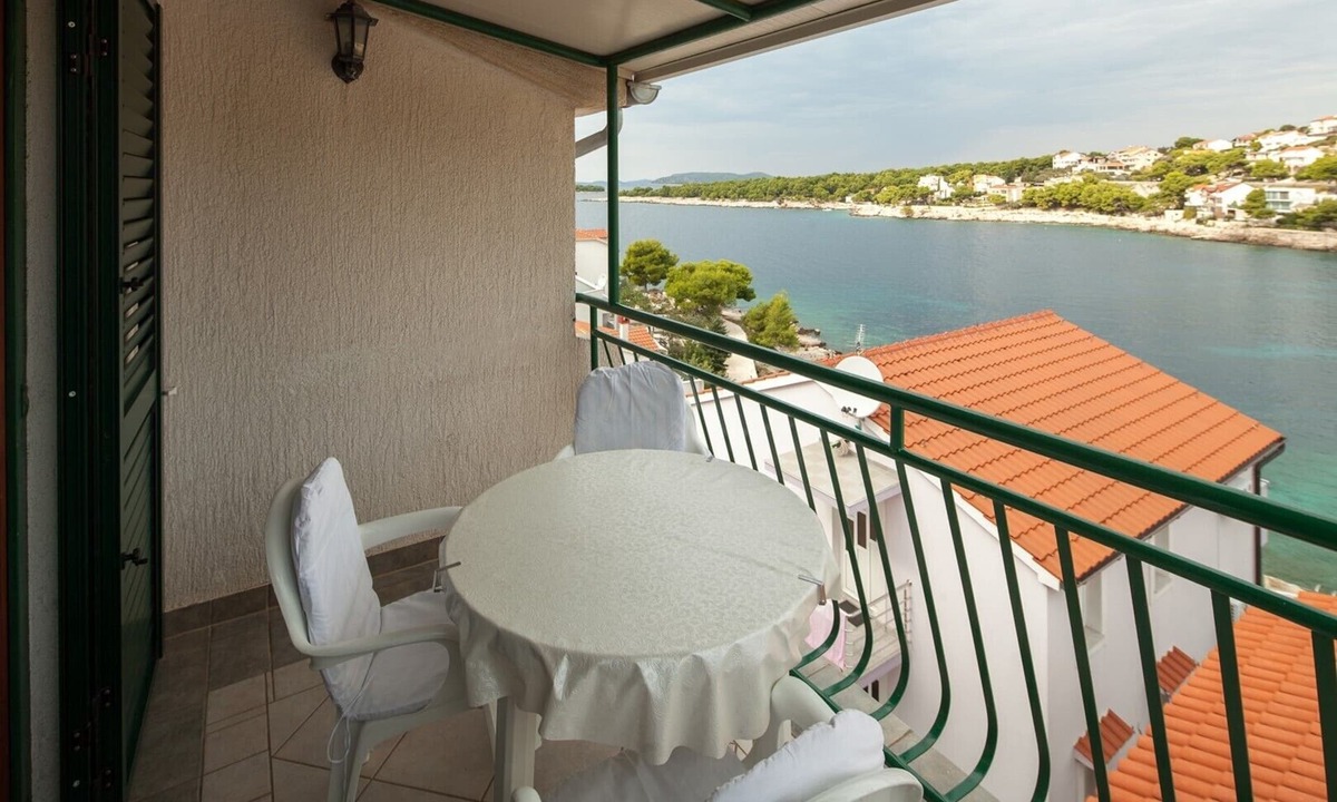 Primosten Burnji Apartment | One bedroom apartment Toni A3