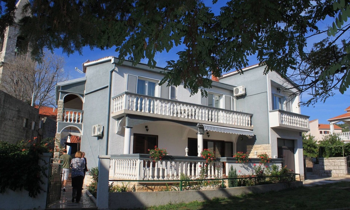 Kukljica Apartment | One bedroom apartment with balcony Kukljica, Ugljan (A-8400-a)
