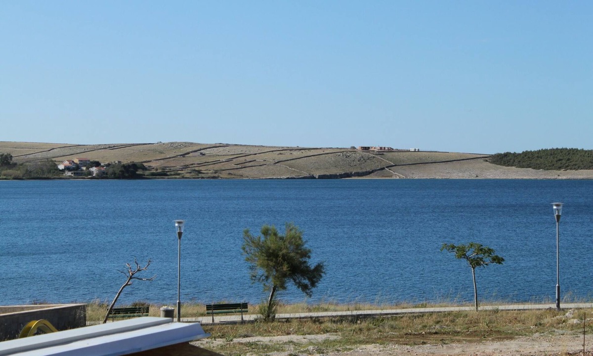 Povljana Apartment | One bedroom apartment with terrace and sea view Povljana, Pag (A-3316-a)