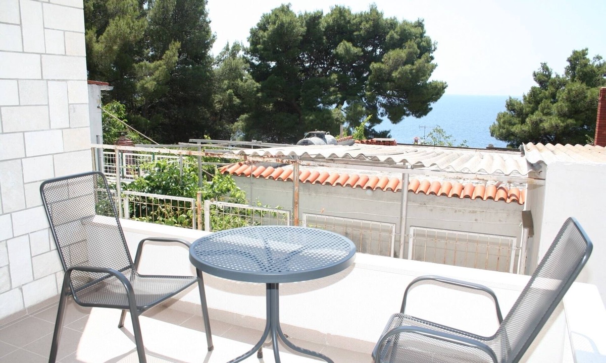 Primosten Burnji Apartment | One bedroom apartment with terrace and sea view Bilo, Primošten (A-3090-a)