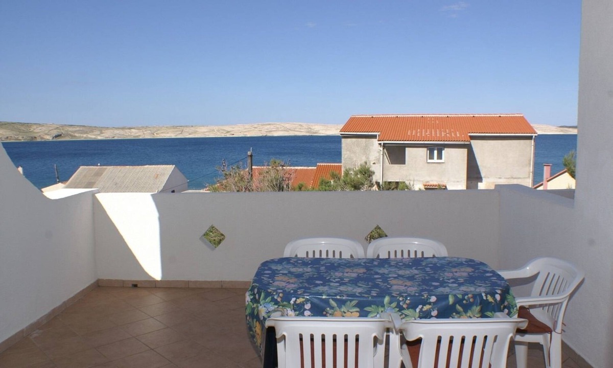Kustici Apartment | One bedroom apartment near beach Kustići (Pag) (A-4087-e)