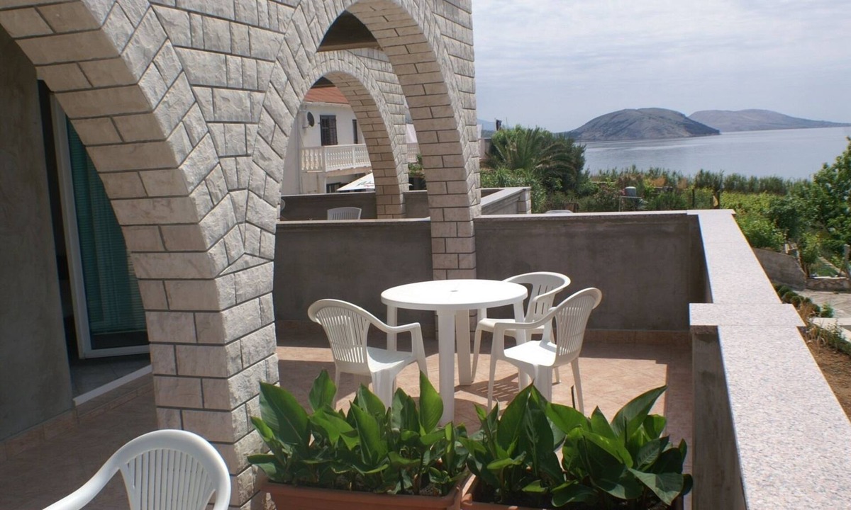 Kustici Apartment | One bedroom apartment with terrace and sea view Zubovići, Pag (A-4130-c)