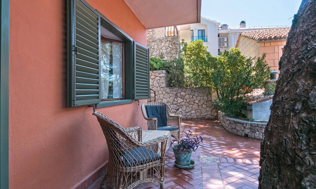 Brela Apartment | One bedroom apartment near beach Brela, Makarska (A-16950-b)