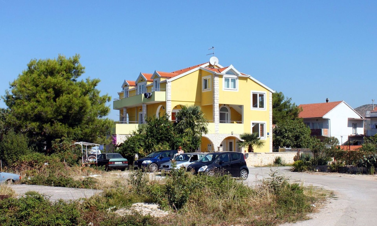 Sibenik Apartment | One bedroom apartment with a swimming pool Šibenik (A-4166-b)