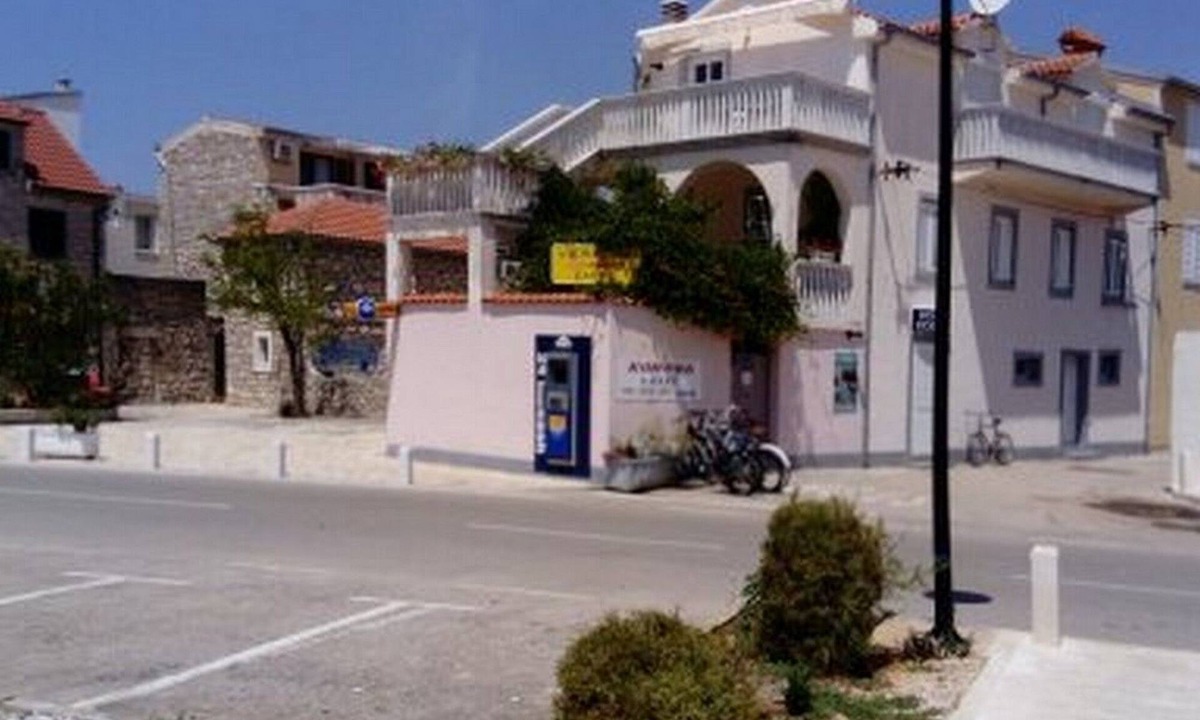 Jezera Apartment | One bedroom apartment with balcony and sea view Jezera, Murter (A-22632-a)