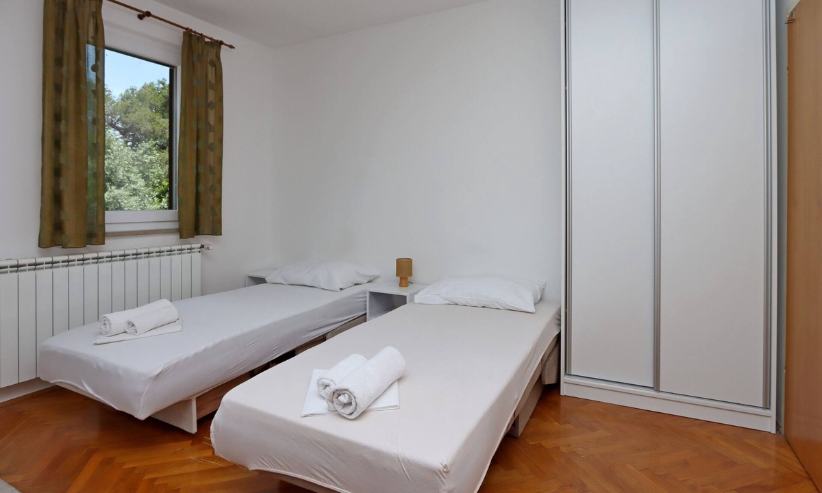 Zrce Apartment | One bedroom apartment with a swimming pool Novalja, Pag (A-213-d)