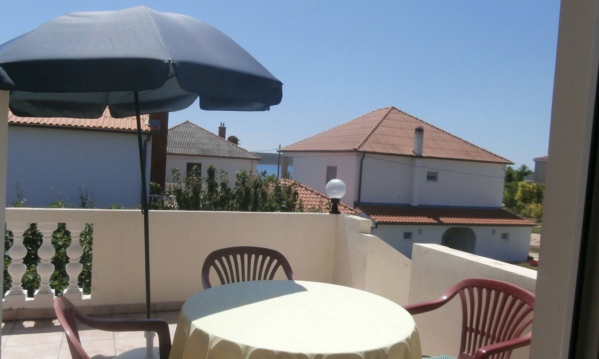 Ljubac Apartment | One bedroom apartment with terrace Ljubač, Zadar (A-5947-b)