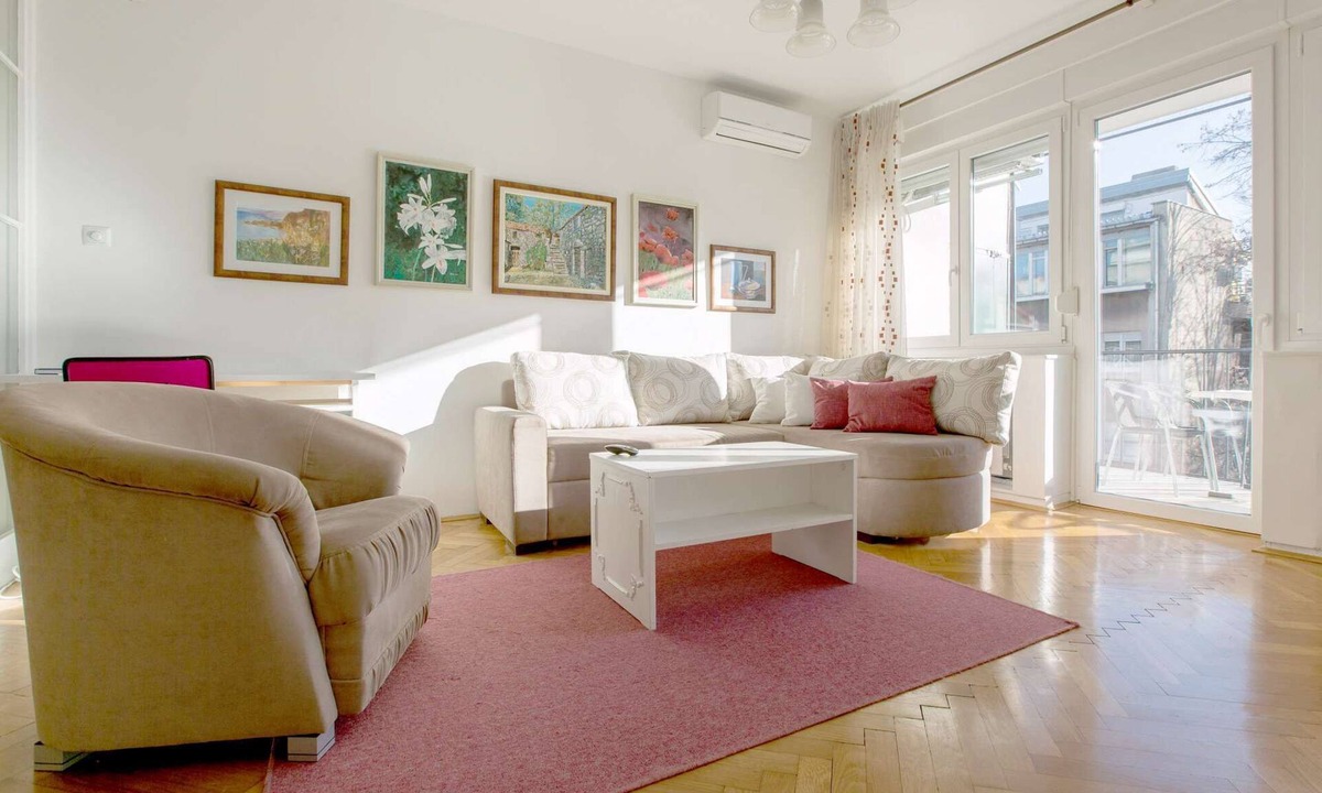 Zagreb Apartment | One bedroom apartment with terrace and park view